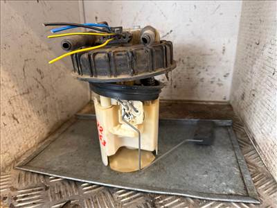 Volvo V40 Kombi (VW) Üzemanyag Szivattyú *153655* 09750409905