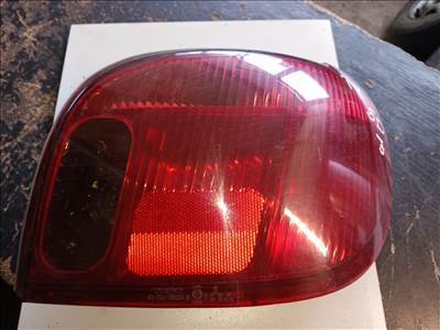 Toyota Yaris (XP10) Jobb hátsó lámpa  depo0121219h3r