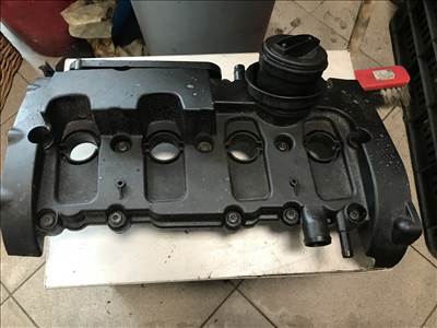 Skoda Octavia II 2,0 TFSI / szelepfedél