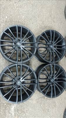  4x100 lyukosztású 7JJ 17" használt Aluett alufelni