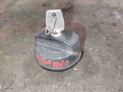 Volkswagen Polo Variant Olajbeöntő Sapka *141018*