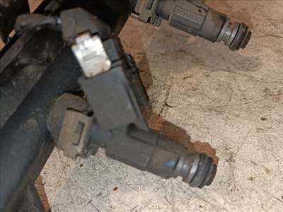 Seat Cordoba I Porlasztó (1 db) *143974* 030906031b