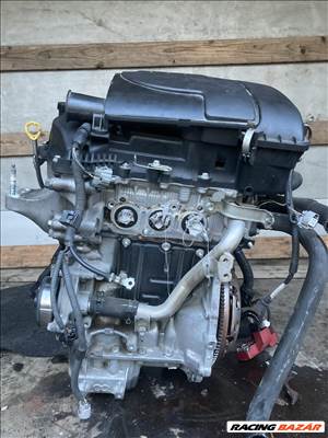 Toyota Yaris (XP130/XP150) 1.0 VVT-i Yaris 2 Yaris 3 1 KR motor 