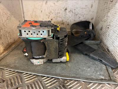 Audi A4 (B8 - 8K) Bal első Biztonsági Öv *153661* 306226299g48a