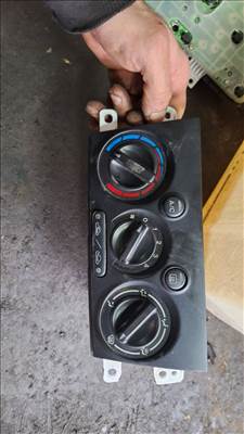 Mazda Premacy fűtéspanel 