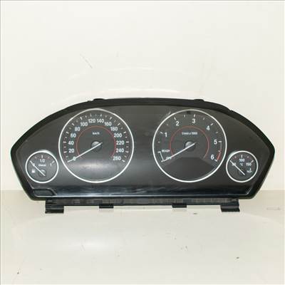  BMW 3er F30-F31 Óracsoport