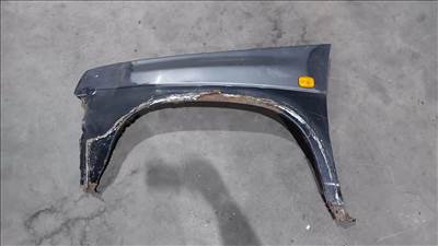 Nissan Terrano WD21 87- Bal oldali első sárvédő sár védő ív elem 0061