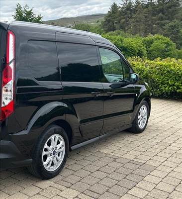 Ford Transit Connect Mk2 2013- Jobb tolóajtó zárt fekete