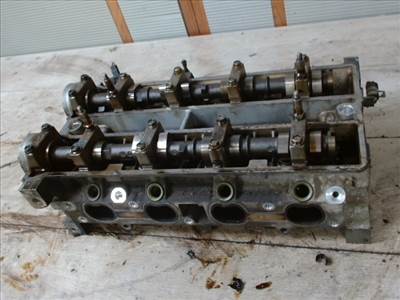 FORD FOCUS 98-04 Hengerfej. benzines