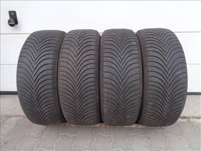  Michelin 205/55R16 téli gumi jó állapotban eladó.