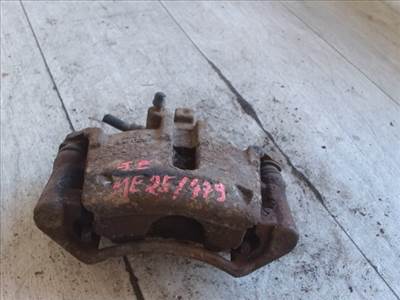 SUZUKI WagonR+ Jobb első féknyereg munkahengerrel