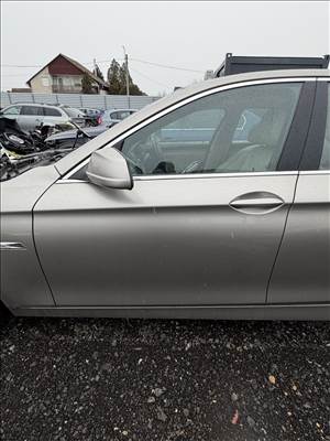 BMW F10/11 ajtók üresen