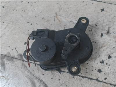 MERCEDES C (W203) 2000.06.01-2006.12.31 Szívótorok vezérlő