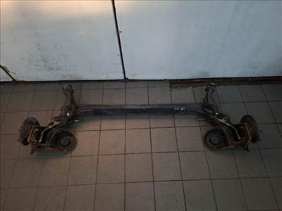 Hyundai IX20 hátsó híd tárcsafékes 551112K100