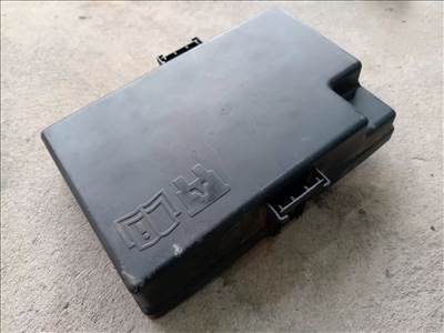 Ford Transit Tranzit 06- Biztosíték doboz biztosítéktábla tető 6783