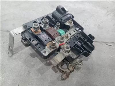 Renault Master Opel MOVANO 10- Akksi saru biztositék tábla panel 9306