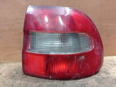 Volvo V40 Jobb Külső Hátsó Lámpa *141053*