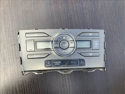 Toyota Auris (E180) klímapanel  5590002220