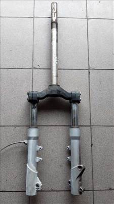 Aprilia Leonardo 300 első villa