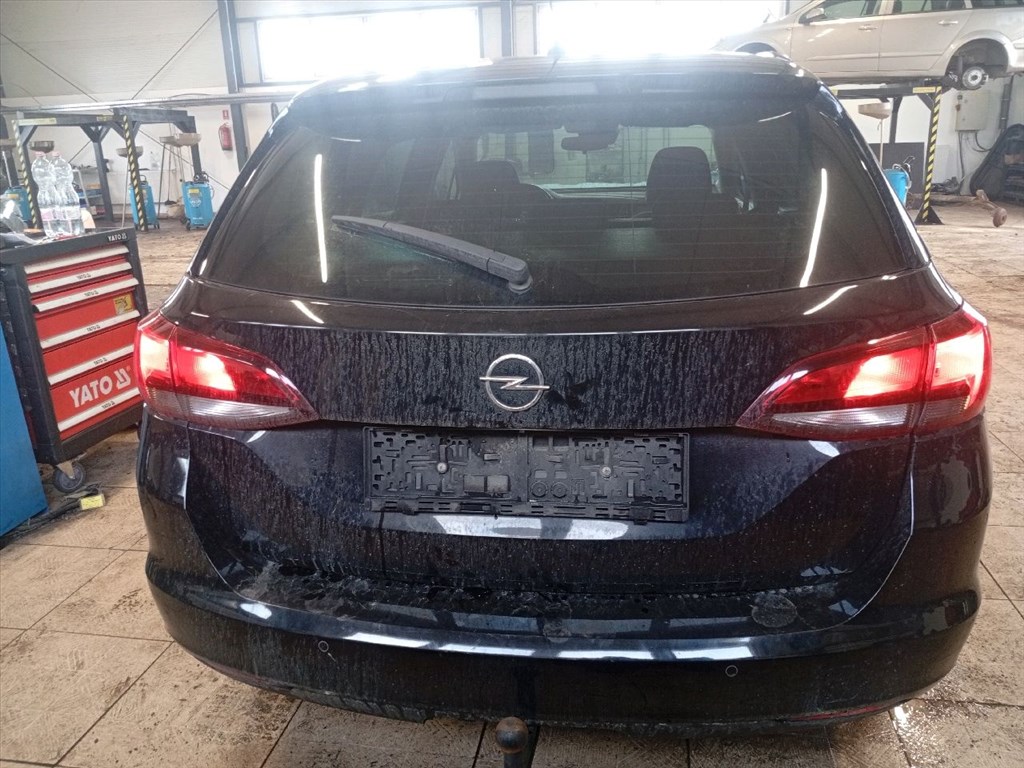 OPEL ASTRA K Tourer 1.5 CRDI - Bontódik! 4. kép