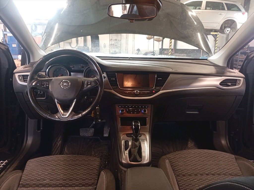OPEL ASTRA K Tourer 1.5 CRDI - Bontódik! 17. kép