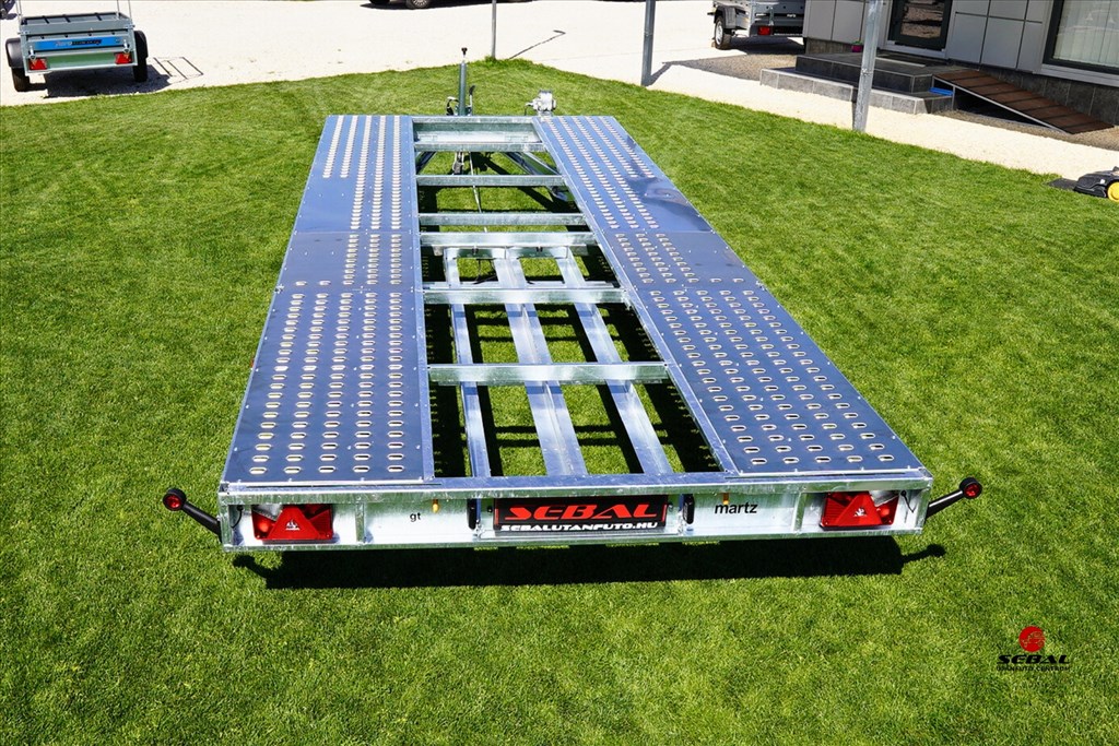 Új autószállító utánfutó (550x210cm - 2700kg) - alu rámpával - akciósan bruttó 1.990.000 Ft 4. kép