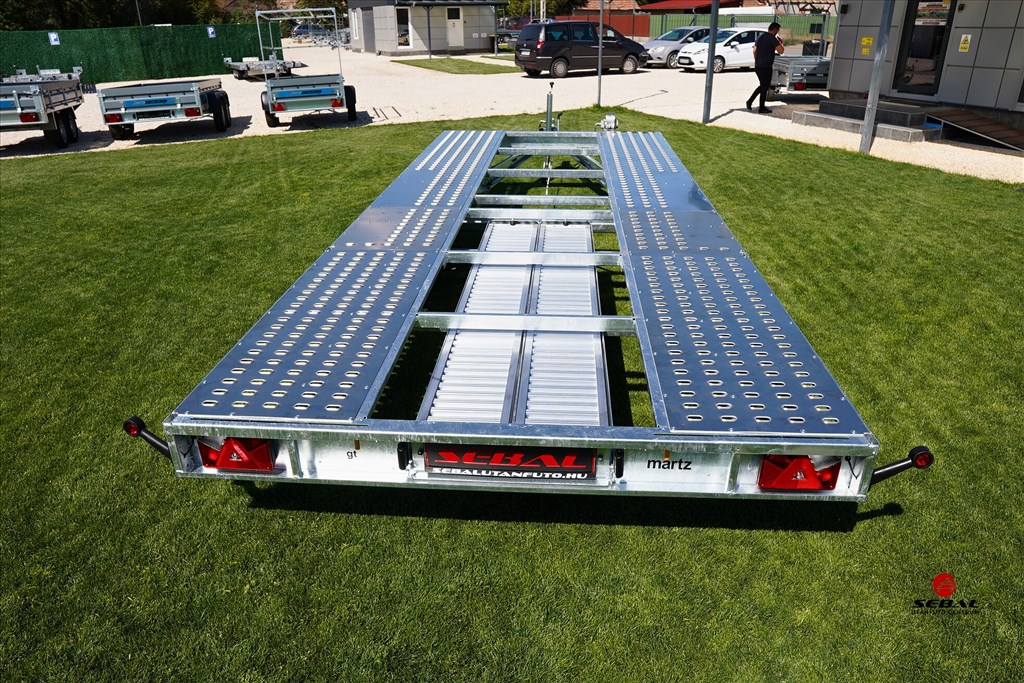 Új autószállító utánfutó (550x210cm - 2700kg) - alu rámpával - akciósan bruttó 1.990.000 Ft 3. kép