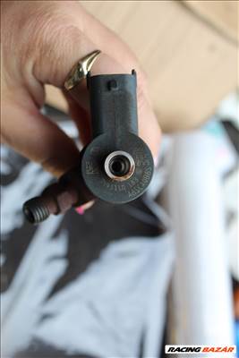 Opel 1.3D  porlasztó .0445110183