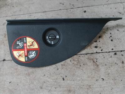 RENAULT CLIO 06-09 jobb műszerfal oldalkárpit