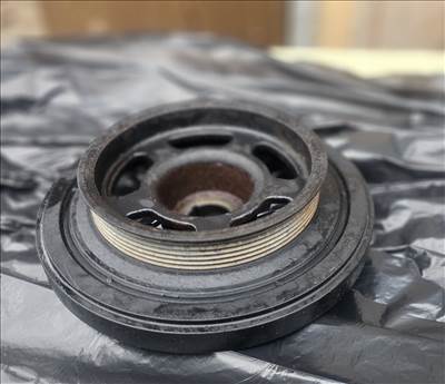 Mercedes C 220 W203 Fötengely szijtárcsa 