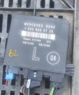 Mercedes C 220 W203 Bal hátsó ajtó vezérlő 
