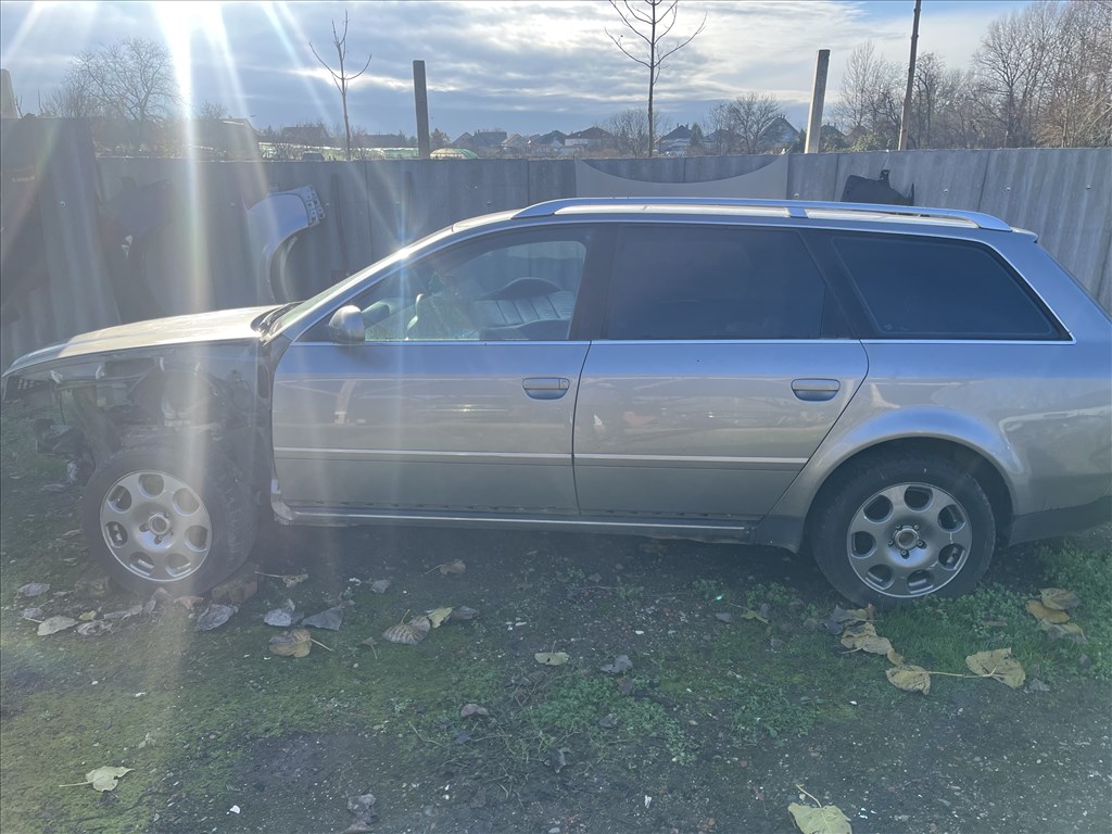 Audi A6 (C5 - 4B) (C5 - 4B) bontott alkatrészei 2. kép