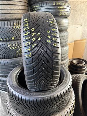  225/45 R17" használt Toyo Tires négyévszakos gumi 