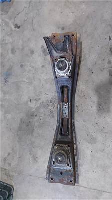 Ford Transit Tranzit MK7 06 2.4 motor tartó motortartó bölcső híd 0287