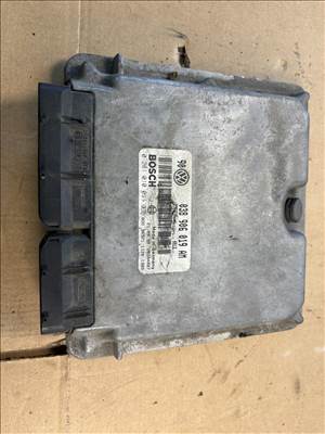 Volkswagen Passat B5 motorvezérlő  038906019am