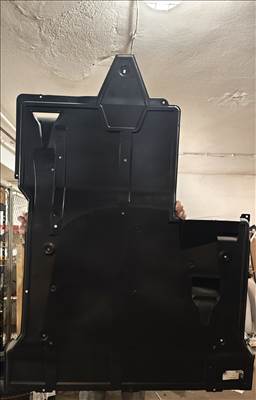 Mercedes-Benz Vito alsó motorvédő burkolat A4475200122