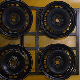 VW-Audi-Seat-Skoda (5572)KFZ8426 Használt ET41 16" 5x112 lemezfelni 
