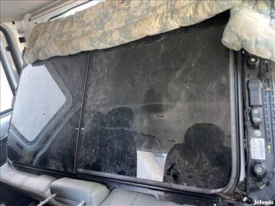 Skoda superb III üveges tetőablak szerkezet egyben