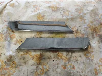 Alfa Romeo 159 első lökhárító díszléc , krómléc