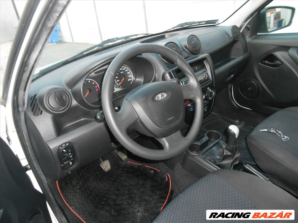 Eladó Lada Granta Lux (1596 cm³, 98 PS) 4. kép