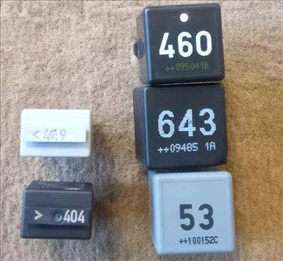 Volkswagen Touran I, Volkswagen Caddy III Relé 8k0951253