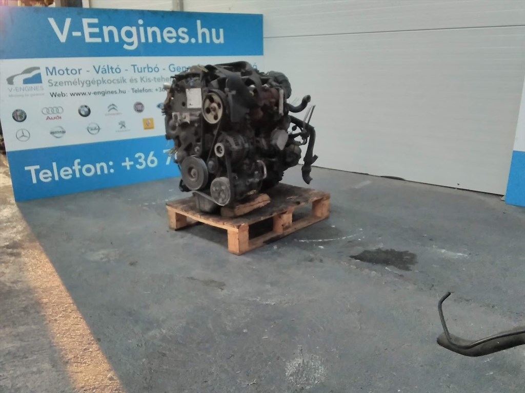 Peugeot,Citroen PSA 8HX BONTOTT MOTOR  3. kép