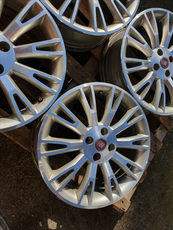 17" 4x100 Fiat Punto 3. kép