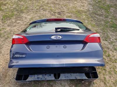 FORD FOCUS III KOMBI csomagtérajtó 