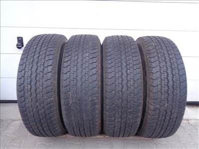 Bridgestone 255/70R18 nyári gumi 7mm-es mintával eladó. 