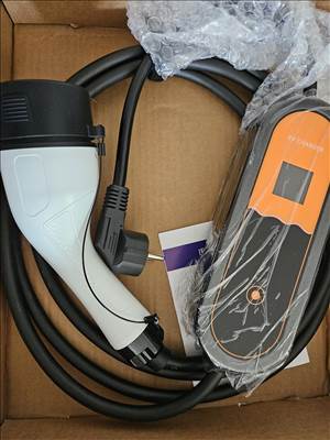 Eladó új 3,5m EVSE EV töltő Type 2 1 fázis (3,5kw) 8-16A EU dugó elektromos járműhöz  