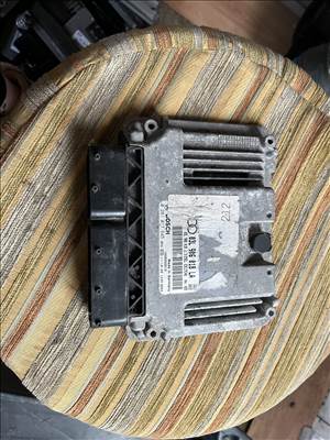 Audi A4 (B8 - 8K), Audi A5 (B8 - 8T) Motorvezérlő 03L 906 018 LA