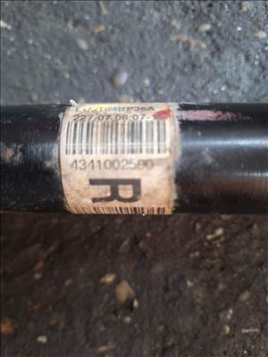 Toyota Auris (E180) féltengely 