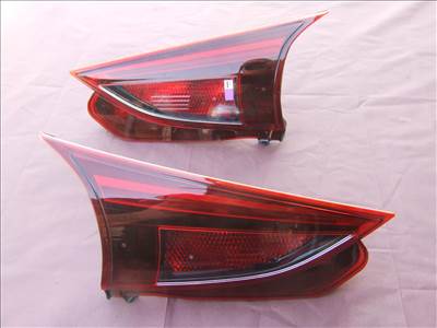 Mazda 3 (BM) Hátsó ledes lámpa 