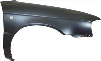 Suzuki Baleno 1995-1998 - Első sárvédő jobb